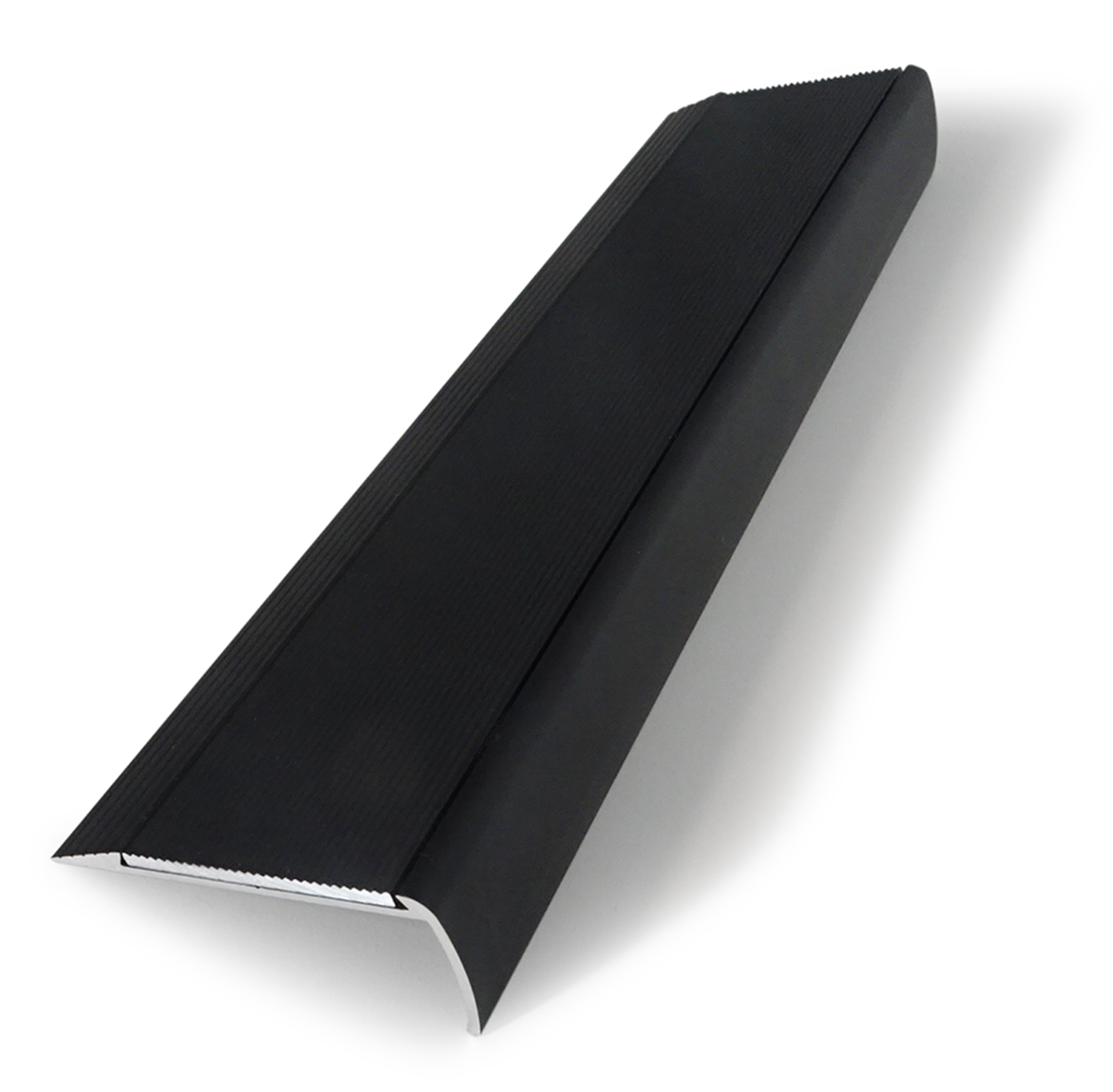 Aluminium stair nosing with corrugated aluminium insert- ST5 - Image 2